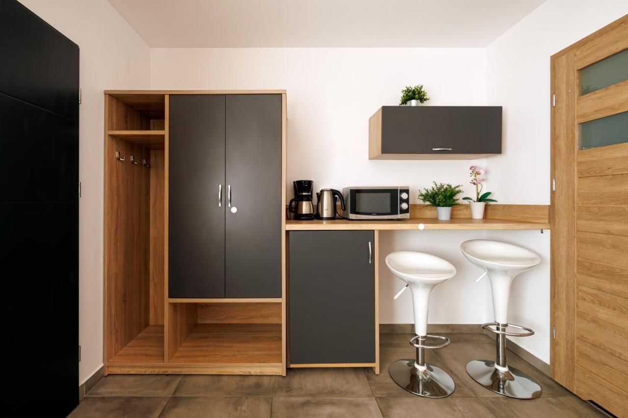 Seo2 Rewal - Apartamenty Z Osobnym Wejsciem, Grzany Basen, Darmowe Sauny, Parking, Grill, Wifi Exterior photo